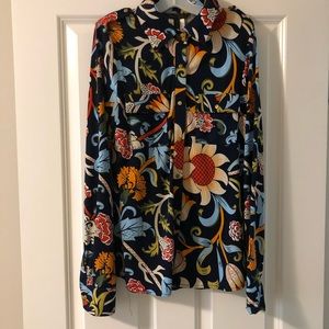 BCBG colourful shirt